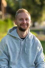 Daniel H.